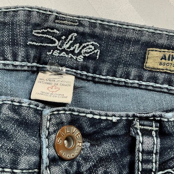 Extremely Pre-Faded & Mildly Distressed Dark Wash Bootcut Jeans - Picture 4 of 4